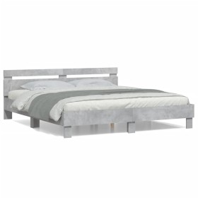Cama con cabecero madera de ingeniería gris hormigón 180x200 cm de , Camas y somieres - Ref: Foro24-3207402, Precio: 158,36 €...
