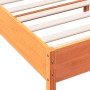Estructura cama con cabecero madera pino marrón cera 200x200 cm de , Camas y somieres - Ref: Foro24-3216202, Precio: 220,49 €...