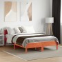 Estructura cama con cabecero madera pino marrón cera 135x190 cm de , Camas y somieres - Ref: Foro24-842609, Precio: 131,13 €,...