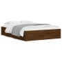 Cama con cajones madera de ingeniería marrón roble 135x190 cm de , Camas y somieres - Ref: Foro24-3207314, Precio: 185,89 €, ...