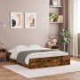 Cama con cajones madera de ingeniería roble ahumado 140x200 cm de , Camas y somieres - Ref: Foro24-3207277, Precio: 161,85 €,...
