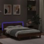 Estructura de cama cabecero y luces LED marrón roble 135x190 cm de , Camas y somieres - Ref: Foro24-3207573, Precio: 152,97 €...