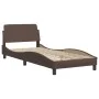 Estructura de cama con cabecero cuero sintético marrón 90x200cm de , Camas y somieres - Ref: Foro24-373120, Precio: 134,76 €,...