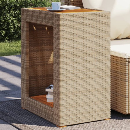 Mesa auxiliar jardín tapa madera ratán PE beige 60x40x75 cm de , Mesas de jardín - Ref: Foro24-366305, Precio: 86,53 €, Descu...
