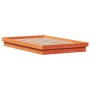 Estructura de cama LED madera maciza pino marrón cera 135x190cm de , Camas y somieres - Ref: Foro24-844422, Precio: 133,67 €,...