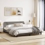 Estructura de cama con cabecero de tela gris taupe 180x200 cm de , Camas y somieres - Ref: Foro24-373229, Precio: 158,68 €, D...