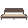 Estructura de cama cabecero cuero sintético marrón 180x200 cm de , Camas y somieres - Ref: Foro24-373240, Precio: 160,43 €, D...