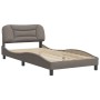 Estructura de cama con cabecero de tela gris taupe 100x200 cm de , Camas y somieres - Ref: Foro24-3207755, Precio: 157,59 €, ...