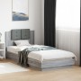 Estructura de cama cabecero luces LED gris Sonoma 90x200 cm de , Camas y somieres - Ref: Foro24-3210036, Precio: 170,61 €, De...