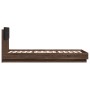 Cama con cabecero madera de ingeniería marrón roble 100x200 cm de , Camas y somieres - Ref: Foro24-3209939, Precio: 160,25 €,...