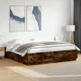 Estructura cama con luces LED madera roble ahumado 200x200 cm de , Camas y somieres - Ref: Foro24-3209587, Precio: 186,69 €, ...