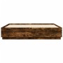 Estructura cama con luces LED madera roble ahumado 200x200 cm de , Camas y somieres - Ref: Foro24-3209587, Precio: 194,43 €, ...