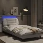 Estructura cama con luces LED cuero sintético blanco 90x200 cm de , Camas y somieres - Ref: Foro24-3213907, Precio: 173,51 €,...