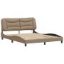 Estructura de cama con luces LED cuero PE capuchino 160x200 cm de , Camas y somieres - Ref: Foro24-3213945, Precio: 267,17 €,...