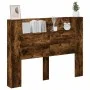 Cabecero de cama con luz LED roble ahumado 140x16,5x103,5 cm de , Cabeceros y pies de cama - Ref: Foro24-839249, Precio: 90,5...