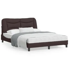 Estructura de cama con cabecero de tela marrón 140x200 cm de , Camas y somieres - Ref: Foro24-3207775, Precio: 212,37 €, Desc...