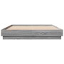Estructura de cama con luces LED gris Sonoma 140x200 cm de , Camas y somieres - Ref: Foro24-3209798, Precio: 182,82 €, Descue...