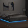 Estructura cama con luces LED madera gris hormigón 200x200 cm de , Camas y somieres - Ref: Foro24-3209586, Precio: 189,56 €, ...