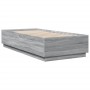Estructura de cama con luces LED madera gris Sonoma 90x200 cm de , Camas y somieres - Ref: Foro24-3209637, Precio: 139,53 €, ...