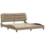 Estructura de cama con luz LED cuero PE capuchino 180x200 cm de , Camas y somieres - Ref: Foro24-3213952, Precio: 248,43 €, D...