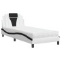 Cama con colchón cuero sintético blanco y negro 90x200 cm de , Camas y somieres - Ref: Foro24-3208774, Precio: 273,80 €, Desc...