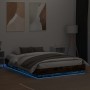 Estructura de cama con luces LED roble ahumado 160x200 cm de , Camas y somieres - Ref: Foro24-3209783, Precio: 184,10 €, Desc...