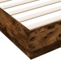 Estructura de cama madera de ingeniería roble ahumado 200x200cm de , Camas y somieres - Ref: Foro24-3209832, Precio: 143,58 €...