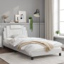 Estructura de cama cabecero cuero sintético blanco 100x200 cm de , Camas y somieres - Ref: Foro24-3208076, Precio: 150,44 €, ...