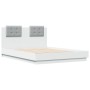 Estructura cama con cabecero madera ingeniería blanco 135x190cm de , Camas y somieres - Ref: Foro24-3209954, Precio: 170,26 €...