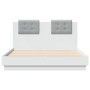 Estructura de cama con cabecero y luces LED blanco 120x190 cm de , Camas y somieres - Ref: Foro24-3210052, Precio: 223,58 €, ...