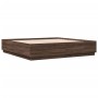Estructura de cama con luces LED madera roble marrón 200x200 cm de , Camas y somieres - Ref: Foro24-3209589, Precio: 193,35 €...