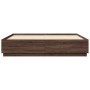 Estructura de cama con luces LED madera roble marrón 200x200 cm de , Camas y somieres - Ref: Foro24-3209589, Precio: 193,35 €...