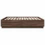 Estructura de cama con luces LED madera roble marrón 200x200 cm de , Camas y somieres - Ref: Foro24-3209589, Precio: 193,35 €...