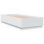 Estructura de cama con LED madera ingeniería blanco 100x200 cm de , Camas y somieres - Ref: Foro24-3209625, Precio: 139,78 €,...