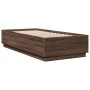 Estructura cama con luces LED madera marrón roble 100x200 cm de , Camas y somieres - Ref: Foro24-3209631, Precio: 138,12 €, D...
