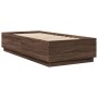Estructura cama con luces LED madera marrón roble 100x200 cm de , Camas y somieres - Ref: Foro24-3209631, Precio: 138,12 €, D...