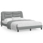 Estructura de cama con luces LED tela gris claro 120x200 cm de , Camas y somieres - Ref: Foro24-3213690, Precio: 192,75 €, De...