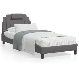 Cama con colchón cuero sintético gris 90x190 cm de , Camas y somieres - Ref: Foro24-3208764, Precio: 266,70 €, Descuento: %