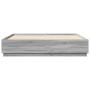 Estructura de cama con luces LED madera gris Sonoma 200x200 cm de vidaXL, Camas y somieres - Ref: Foro24-3209588, Precio: 192...