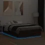 Estructura cama con luces LED madera roble marrón 140x190 cm de vidaXL, Camas y somieres - Ref: Foro24-3209645, Precio: 171,1...