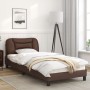 Estructura cama con luces LED cuero sintético marrón 90x200 cm de vidaXL, Camas y somieres - Ref: Foro24-3213908, Precio: 170...