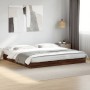 Estructura de cama madera de ingeniería marrón roble 200x200 cm de vidaXL, Camas y somieres - Ref: Foro24-841999, Precio: 99,...