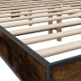 Estructura cama madera ingeniería metal roble ahumado 140x200cm de vidaXL, Camas y somieres - Ref: Foro24-3280104, Precio: 14...