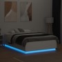 Estructura de cama con LED madera ingeniería blanco 135x190 cm de vidaXL, Camas y somieres - Ref: Foro24-3209646, Precio: 171...