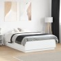 Estructura de cama con LED madera ingeniería blanco 135x190 cm de vidaXL, Camas y somieres - Ref: Foro24-3209646, Precio: 171...