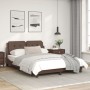Estructura de cama cabecero cuero sintético marrón 140x200 cm de vidaXL, Camas y somieres - Ref: Foro24-3208186, Precio: 216,...