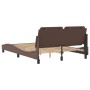 Estructura de cama cabecero cuero sintético marrón 140x200 cm de vidaXL, Camas y somieres - Ref: Foro24-3208186, Precio: 216,...