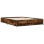 Estructura cama madera ingeniería metal roble ahumado 120x190cm de vidaXL, Camas y somieres - Ref: Foro24-3279864, Precio: 11...