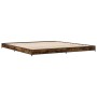 Estructura cama madera ingeniería metal roble ahumado 200x200cm de vidaXL, Camas y somieres - Ref: Foro24-845128, Precio: 103...