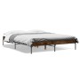 Estructura cama madera ingeniería metal roble ahumado 140x200cm de vidaXL, Camas y somieres - Ref: Foro24-845018, Precio: 107...